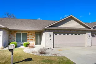 802 Veterans Ln, Crown Point, IN 46307 - Photo 1