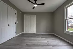 206 1/2 Ohio St, La Porte, IN 46350 - Photo 8