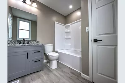 206 1/2 Ohio Street, La Porte, IN 46350 - Photo 16