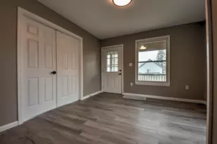 206 1/2 Ohio St, La Porte, IN 46350 - Photo 4