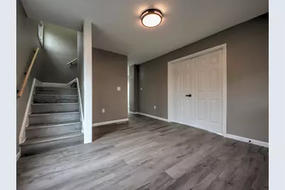 206 1/2 Ohio Street, La Porte, IN 46350 - Photo 6