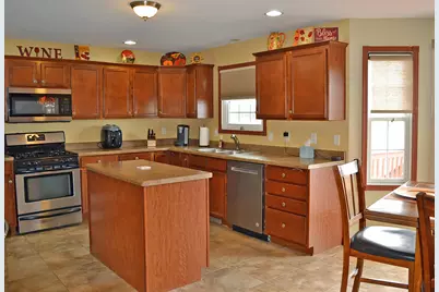 2106 Arrow Leaf Lane, Valparaiso, IN 46383 - Photo 12