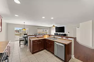 13691 Blue Springs Ct, Dyer, IN 46311 - Photo 14