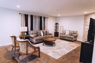 4259 W 77th Pl, Merrillville, IN 46410 - Photo 4