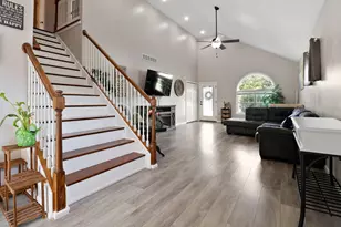 2131 Pepperbush Ave, Chesterton, IN 46304 - Photo 4