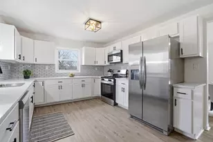 4320 Calhoun St, Gary, IN 46408 - Photo 12