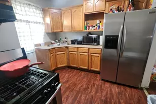 824 Merrill St, Hammond, IN 46320 - Photo 2