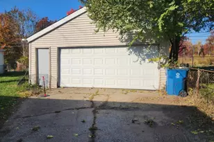 3241 163rd St, Hammond, IN 46323 - Photo 2