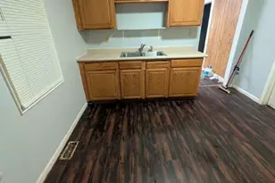 4847 Northcote Ave, East Chicago, IN 46312 - Photo 8