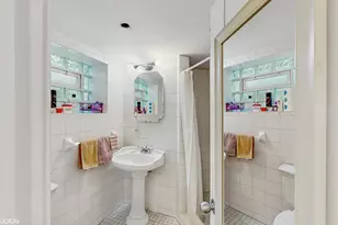 301 Washington St, Valparaiso, IN 46383 - Photo 48