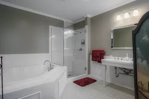 301 Washington St, Valparaiso, IN 46383 - Photo 24