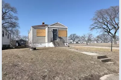 2300 Fillmore Street, Gary, IN 46407 - Photo 2