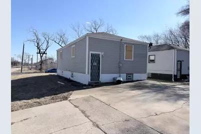 2300 Fillmore Street, Gary, IN 46407 - Photo 4