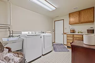 5680 Kingman Ave, Portage, IN 46368 - Photo 24