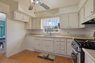 5335 Buchanan St, Merrillville, IN 46410 - Photo 8