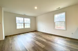 751 Kinsey St, Valparaiso, IN 46385 - Photo 4