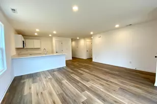 751 Kinsey St, Valparaiso, IN 46385 - Photo 12