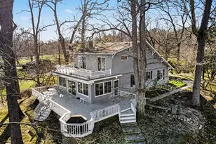 639 N 70 E, Valparaiso, IN 46383 - Photo 2