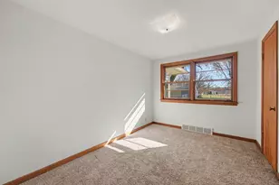 11819 Wicker Ave, Cedar Lake, IN 46303 - Photo 14