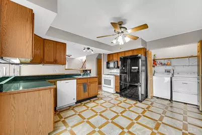 6837 Swan Lane, Schererville, IN 46375 - Photo 14