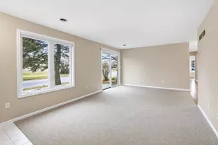 2219 Sandridge Ln, Dyer, IN 46311 - Photo 12