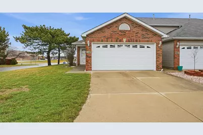 2219 Sandridge Lane, Dyer, IN 46311 - Photo 2