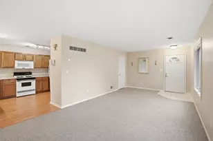 2219 Sandridge Ln, Dyer, IN 46311 - Photo 10