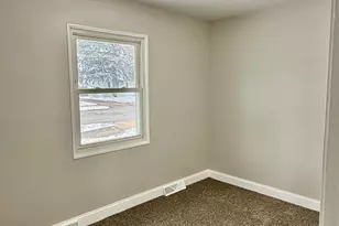 6409 Kentucky Ave, Hammond, IN 46323 - Photo 12