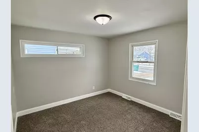 6409 Kentucky Avenue, Hammond, IN 46323 - Photo 8