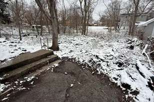 908 E 44th Ave, Gary, IN 46409 - Photo 12