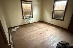 908 E 44th Ave, Gary, IN 46409 - Photo 4