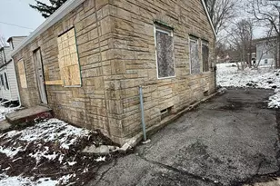 908 E 44th Ave, Gary, IN 46409 - Photo 2