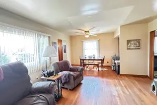 8412 Greenwood Ave, Munster, IN 46321 - Photo 10