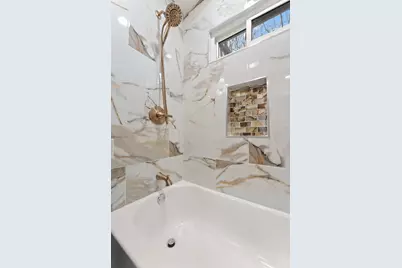 4310 W 22nd Place, Gary, IN 46404 - Photo 10