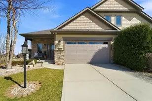 10707 Walnut Dr, Saint John, IN 46373 - Photo 2