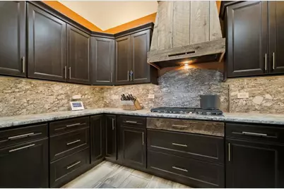 10707 Walnut Drive, Saint John, IN 46373 - Photo 22