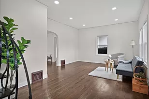 405 Institute St, Valparaiso, IN 46383 - Photo 2