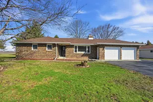 8310 W 101st Ave, Saint John, IN 46373 - Photo 2