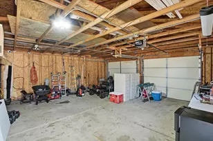 8310 W 101st Ave, Saint John, IN 46373 - Photo 16