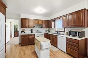 8310 W 101st Ave, Saint John, IN 46373 - Photo 26