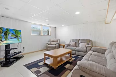 6936 Arkansas Avenue, Hammond, IN 46323 - Photo 12