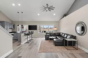 8331 Doubletree Dr N, Crown Point, IN 46307 - Photo 8