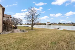 8331 Doubletree Dr N, Crown Point, IN 46307 - Photo 4