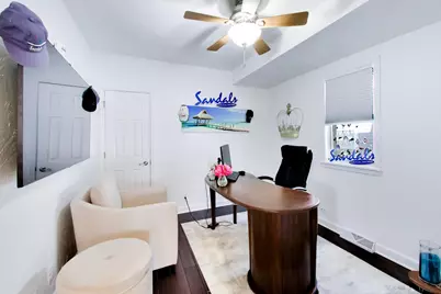 8039 Forest Avenue, Munster, IN 46321 - Photo 16