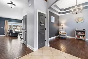 9187 Michigan Dr, Crown Point, IN 46307 - Photo 4