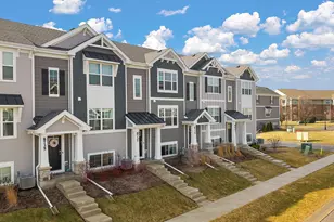 8737 Clover Ln, Saint John, IN 46373 - Photo 22