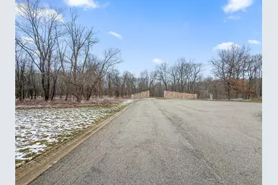 785 W 200 N, Valparaiso, IN 46385 - Photo 4
