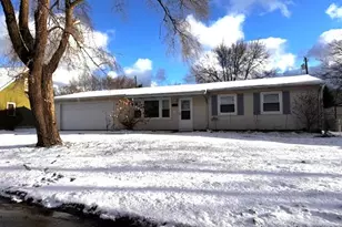 411 Prescott Rd, Valparaiso, IN 46385 - Photo 1