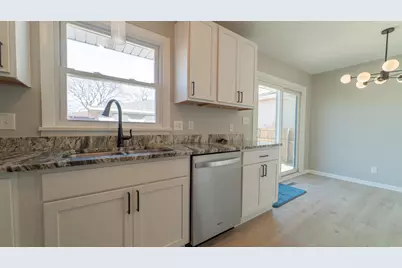 840 Appletree Drive, Schererville, IN 46375 - Photo 6