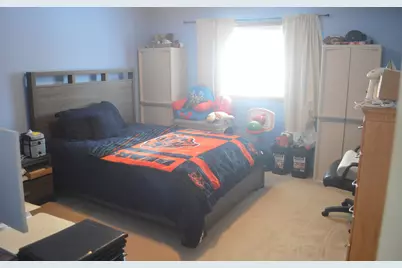 7208 Bracken Pkwy, Hobart, IN 46342 - Photo 16